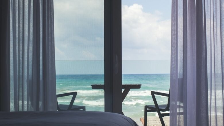 Review of American Express Platinum Canada: Earn Up to 110,000 Points