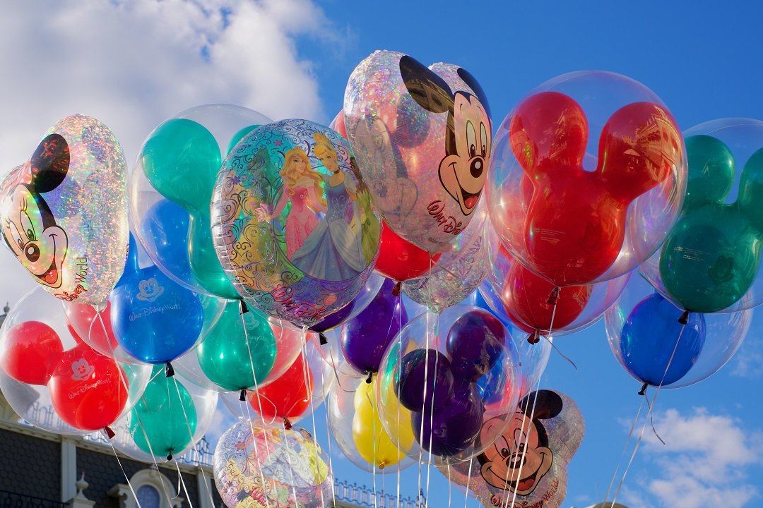 How much does it cost to go to Disney World ballons