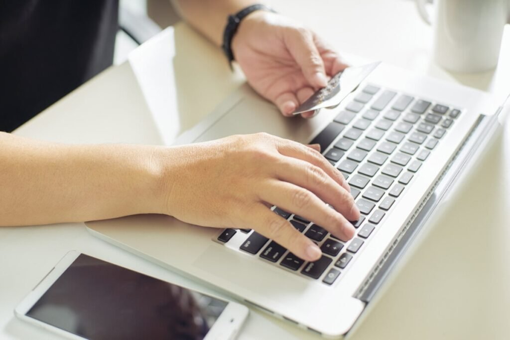 Paysimply: Pay Taxes and Bills with Credit Cards