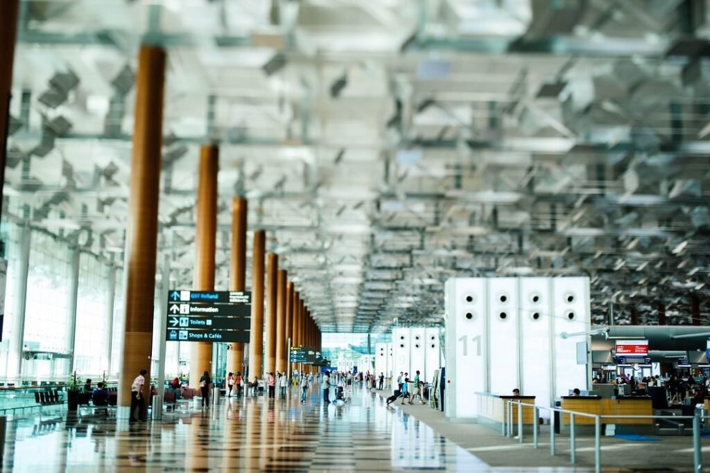 Top Credit Cards for Airport Lounge Access in Canada