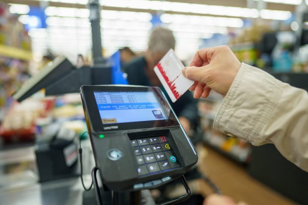 Maximizing Points Accumulation in Loyalty Programs